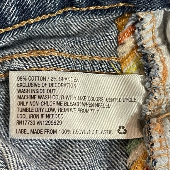 Women’s Knox Rose medium wash jeans high rise Aztec embroidered side- size 4 - Picture 4 of 5